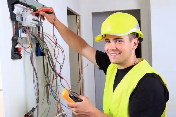 elektricien Tull en 't Waal